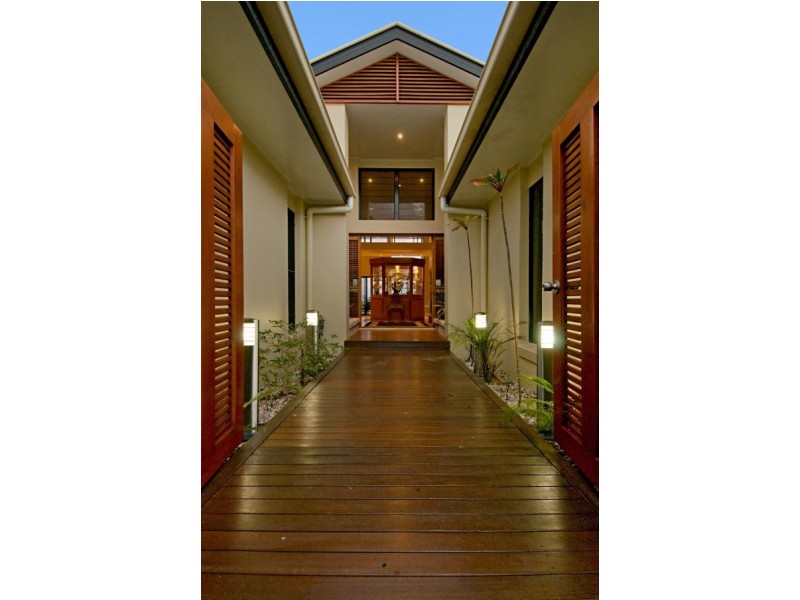 22 Teal Boulevarde, Banksia Beach QLD 4507