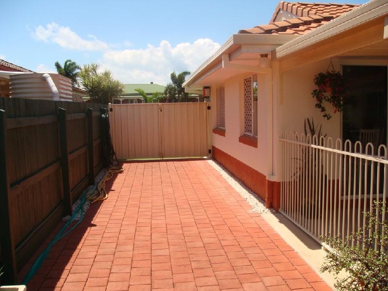 77 Avon Avenue, Banksia Beach QLD 4507