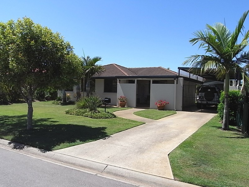 12 Green Street, Banksia Beach QLD 4507