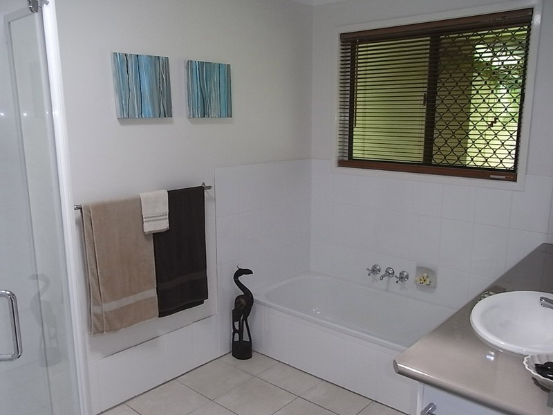 12 Green Street, Banksia Beach QLD 4507