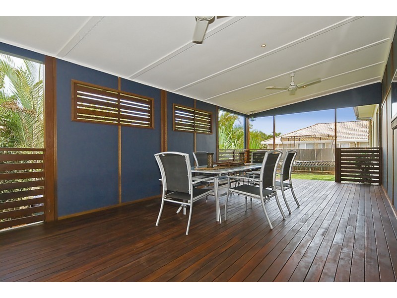 5 Winch Court, Banksia Beach QLD 4507