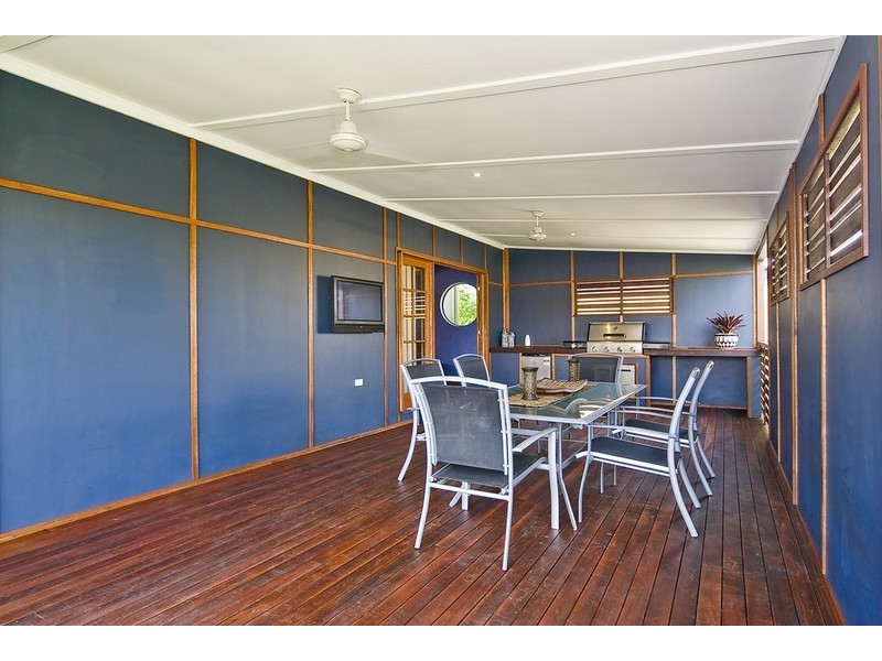 5 Winch Court, Banksia Beach QLD 4507