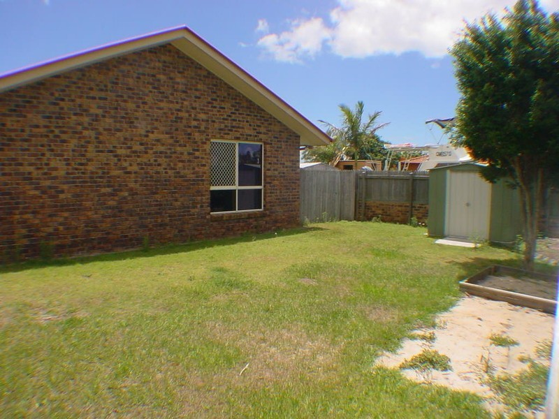 1-4 Fathom Court, Banksia Beach QLD 4507