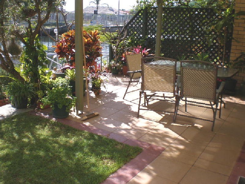 5-3 Dolphin Drive, Bongaree QLD 4507