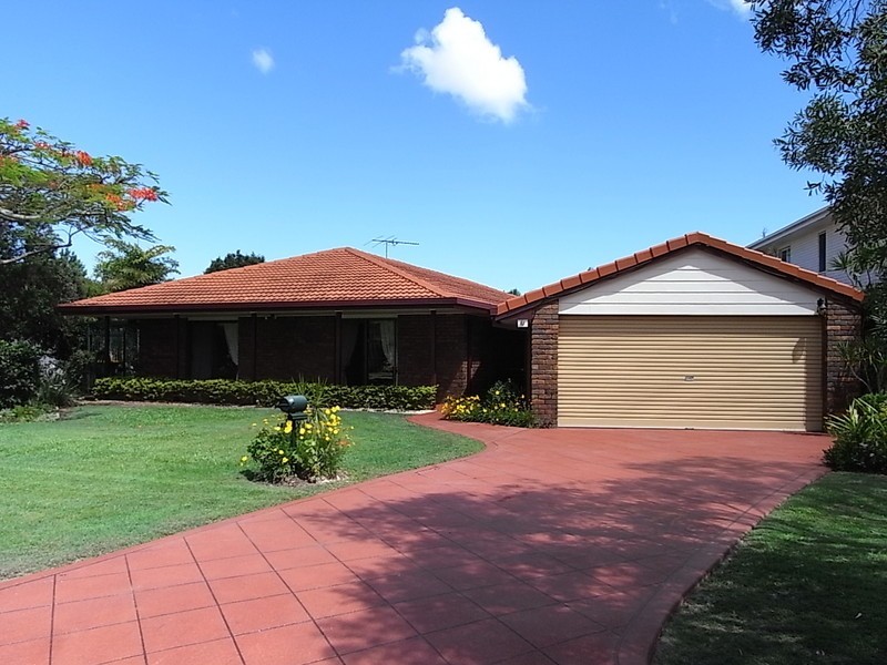 15 Eagle Court, Banksia Beach QLD 4507