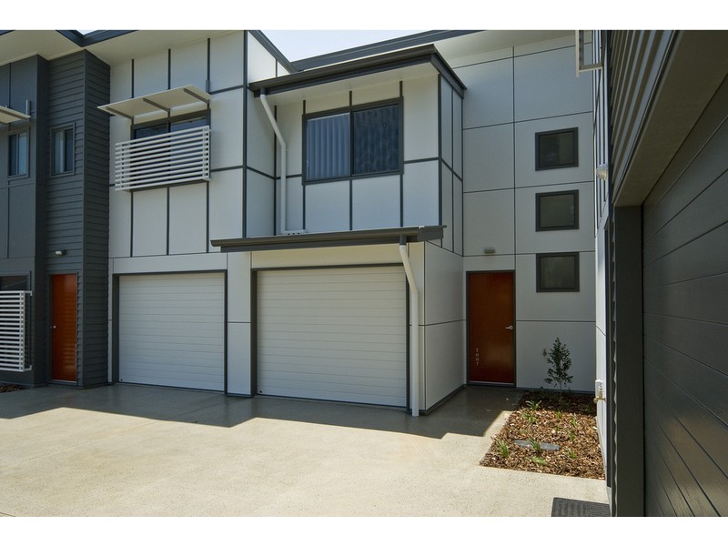 4/14 Hall Avenue, Bongaree QLD 4507
