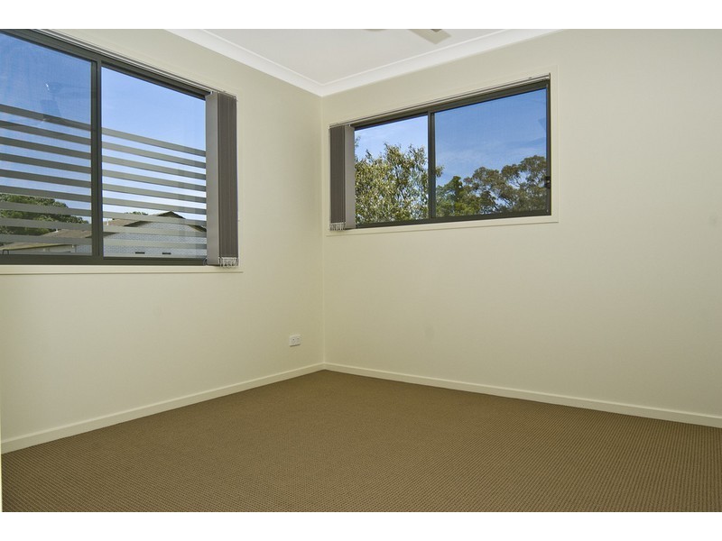 4/14 Hall Avenue, Bongaree QLD 4507