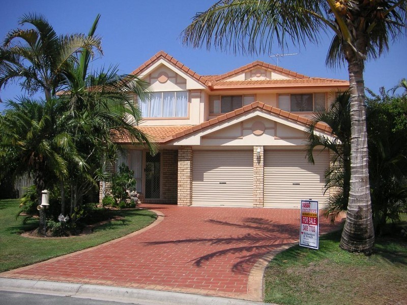 22 Anchor Court, Banksia Beach QLD 4507