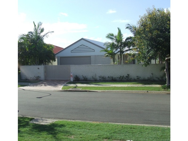 7 Voyagers Drive, Banksia Beach QLD 4507