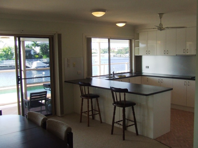 7 Voyagers Drive, Banksia Beach QLD 4507