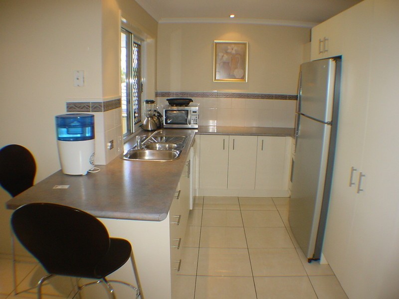 132 Bestman Rd East, Sandstone Point QLD 4511