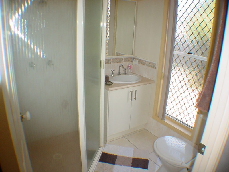 132 Bestman Rd East, Sandstone Point QLD 4511