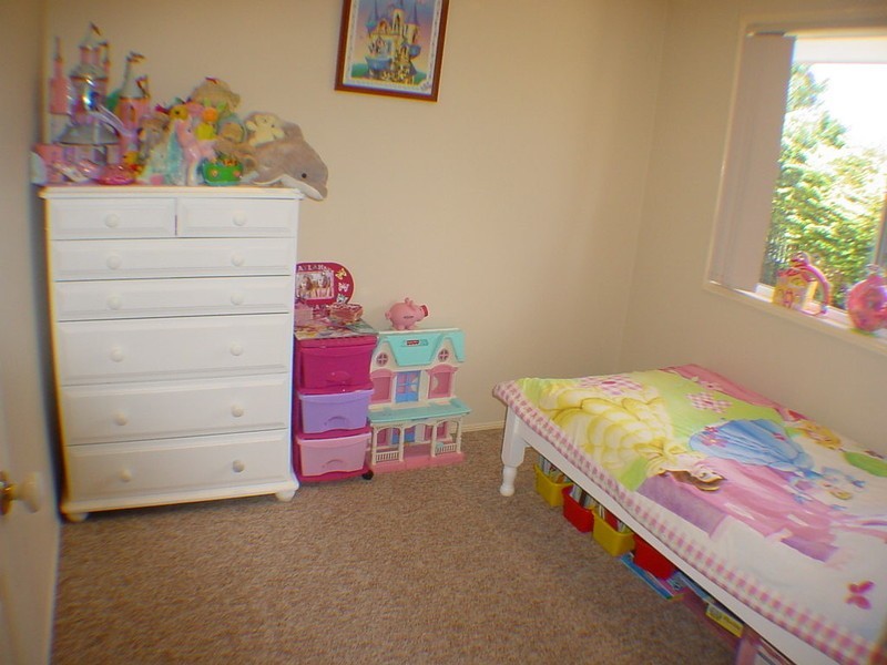 132 Bestman Rd East, Sandstone Point QLD 4511