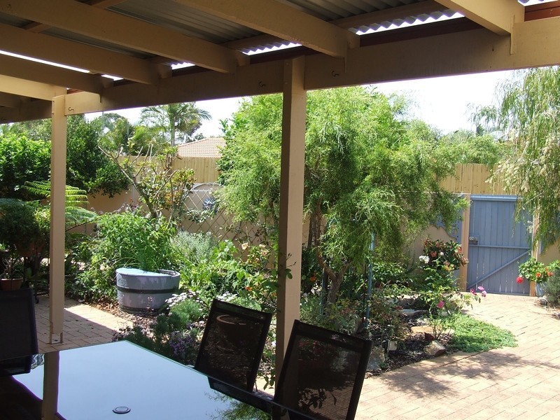 19 Captain Cook Drive, Banksia Beach QLD 4507