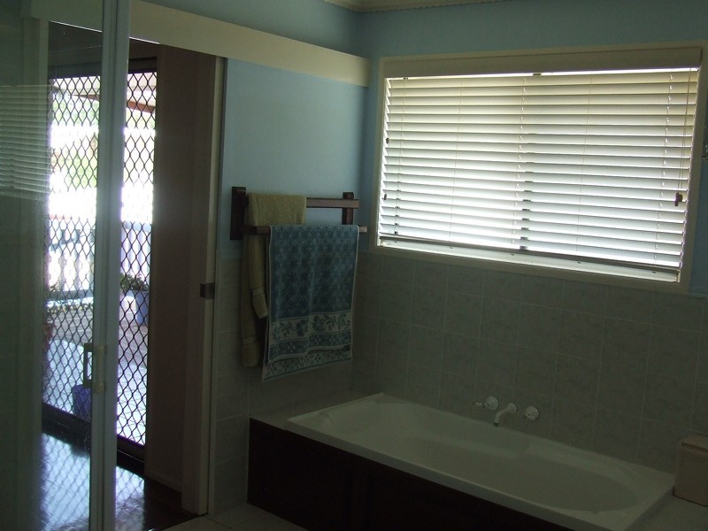 19 Captain Cook Drive, Banksia Beach QLD 4507