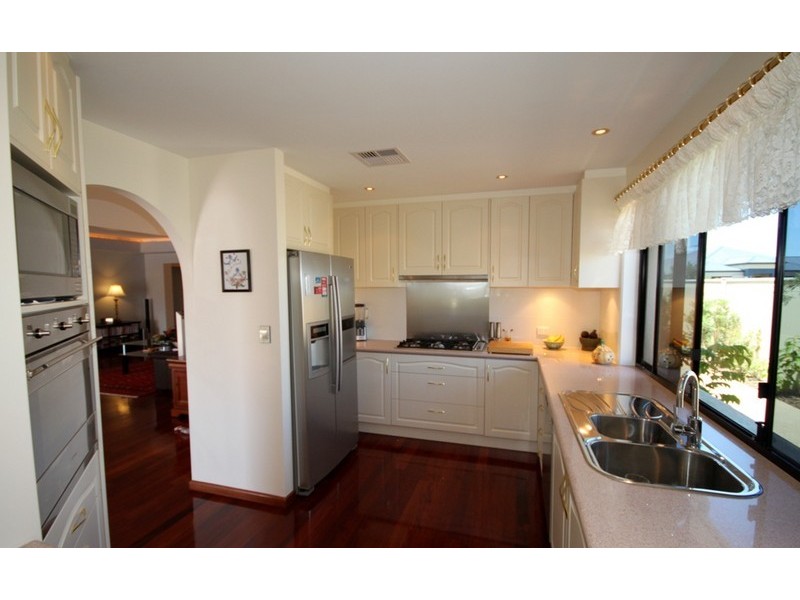78 Raptor Parade, Banksia Beach QLD 4507