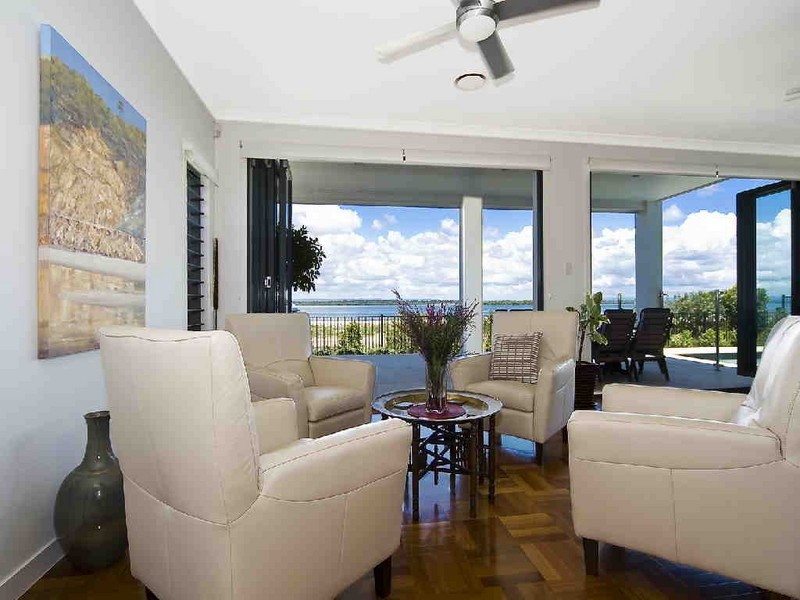 16 Kakadu Circuit, Banksia Beach QLD 4507