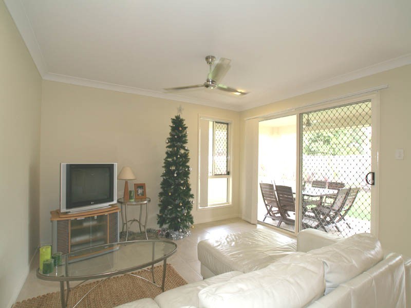 5 Seafarer Place, Banksia Beach QLD 4507