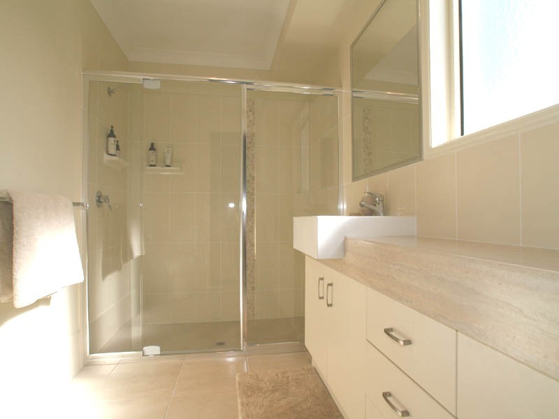 5 Seafarer Place, Banksia Beach QLD 4507