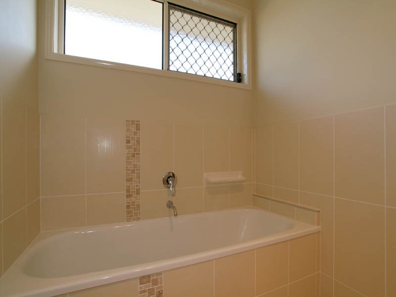 5 Seafarer Place, Banksia Beach QLD 4507