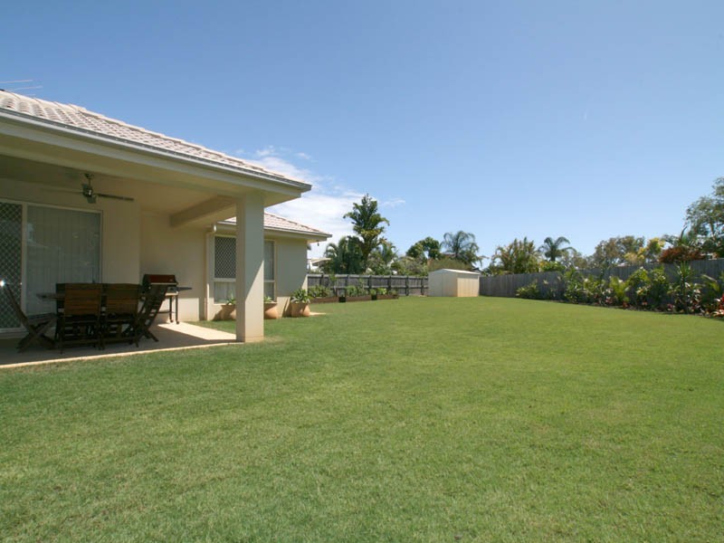 5 Seafarer Place, Banksia Beach QLD 4507