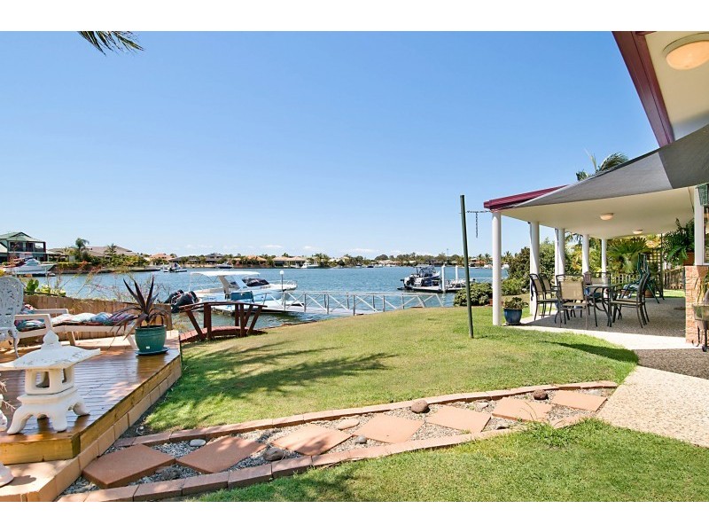 13 Carl Court, Banksia Beach QLD 4507