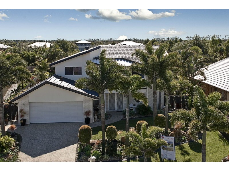 231 Endeavour Drive, Banksia Beach QLD 4507