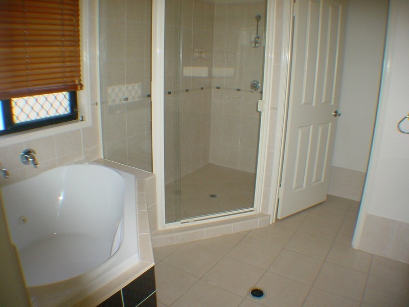 5 Seaeagle Place, Banksia Beach QLD 4507