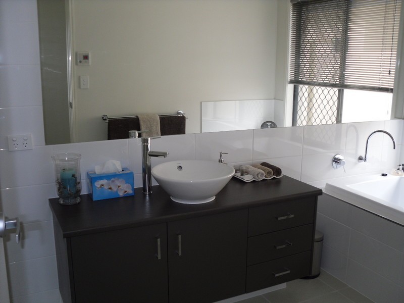 23 Raptor Parade, Banksia Beach QLD 4507