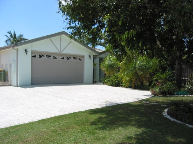13 Capstan Court, Banksia Beach QLD 4507