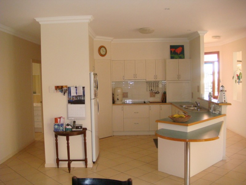 17 Carpenter Way, Sandstone Point QLD 4511