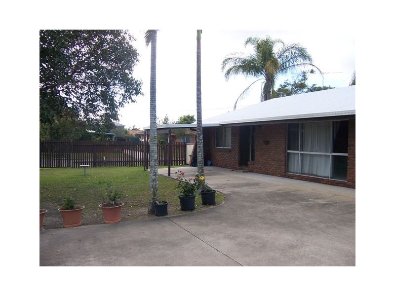 1/16 Frederick Street, Banksia Beach QLD 4507