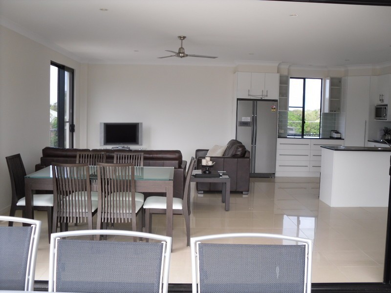 5/35 Queen Street, Bongaree QLD 4507