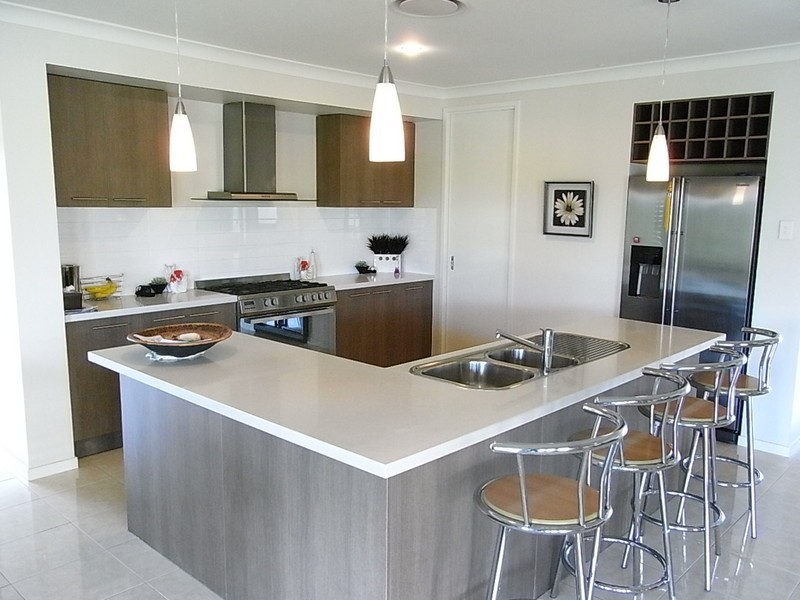 9 Vanillalily Close, Banksia Beach QLD 4507