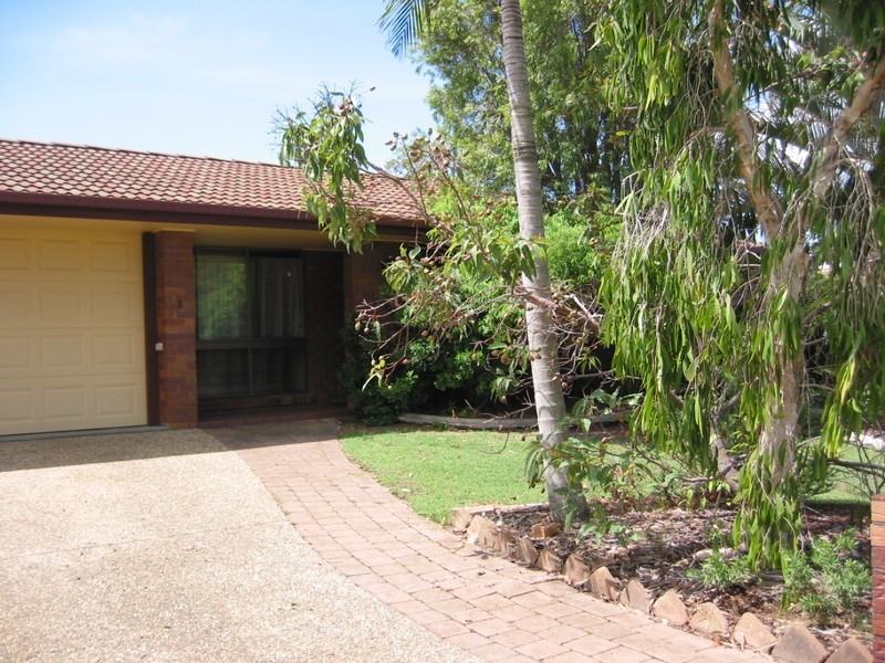 3 Carl Court, Banksia Beach QLD 4507
