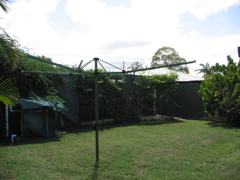 3 Carl Court, Banksia Beach QLD 4507