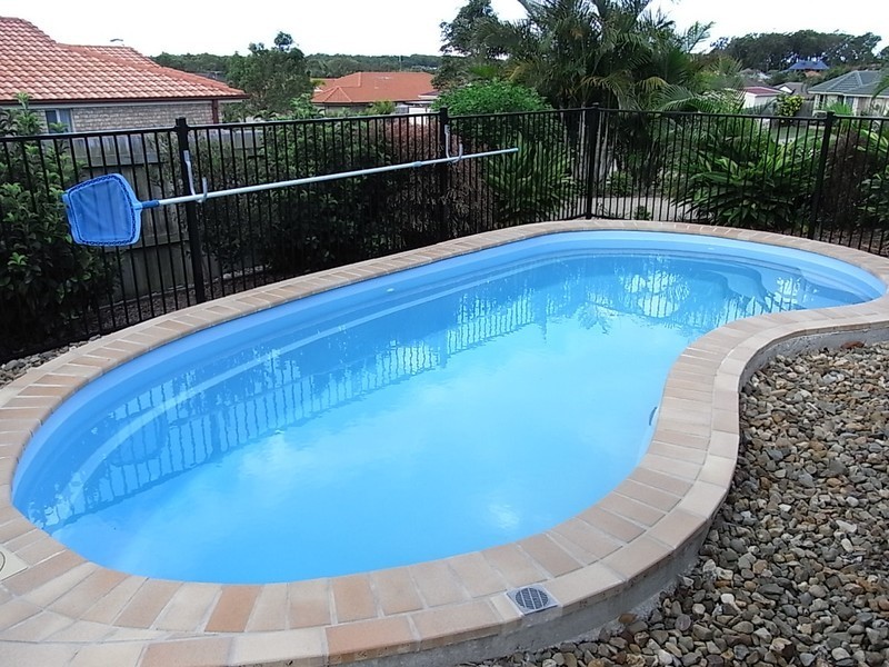 16 Scarborough Court, Sandstone Point QLD 4511