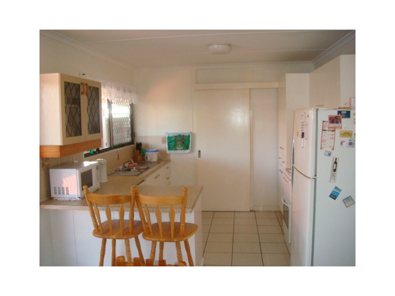 18 Alpinia Avenue, Banksia Beach QLD 4507