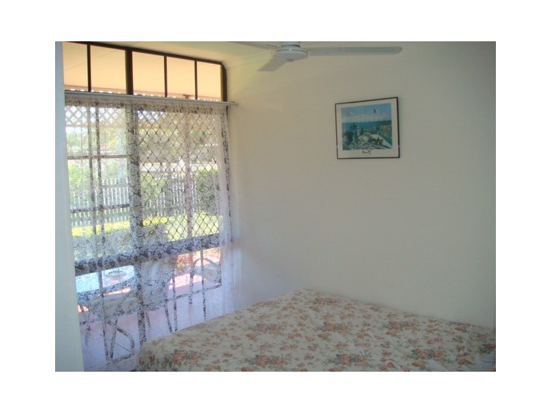 18 Alpinia Avenue, Banksia Beach QLD 4507
