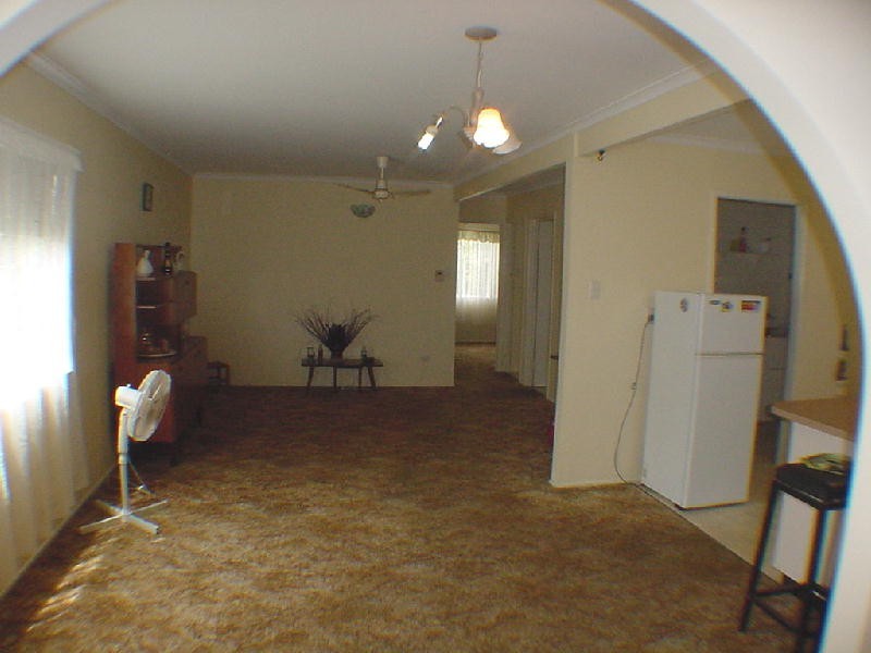 81 Ningi Esplanade, Ningi QLD 4511