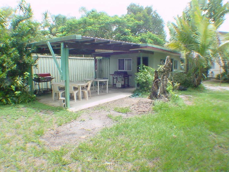 81 Ningi Esplanade, Ningi QLD 4511