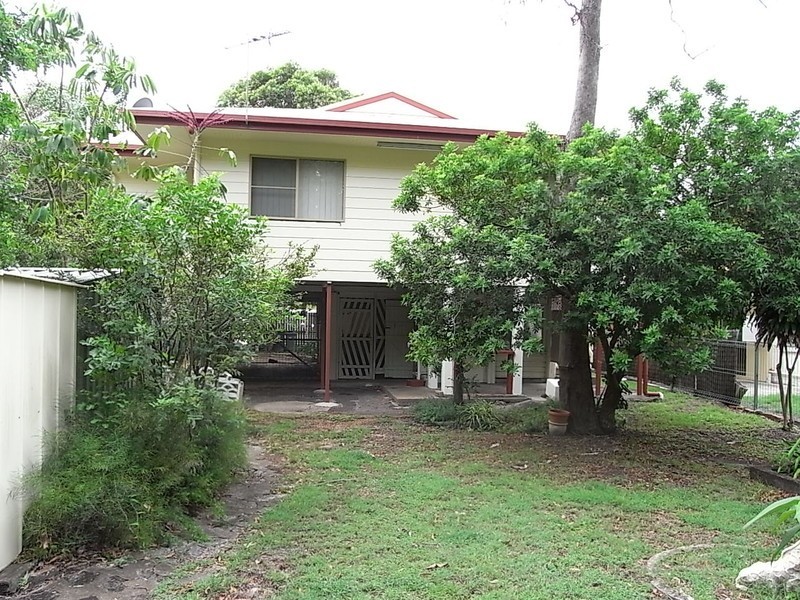 34 North Street, Woorim QLD 4507