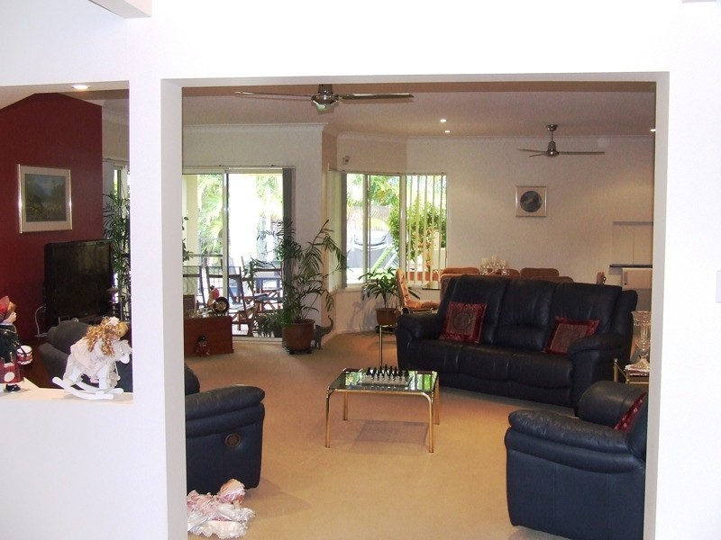 132 Avon Avenue, Banksia Beach QLD 4507