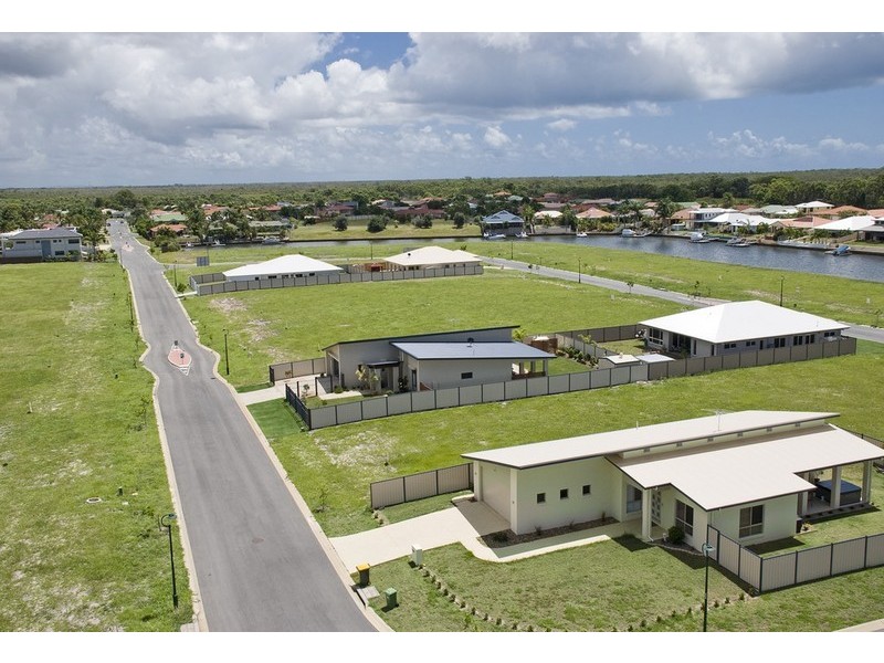 L465 Pentas Drive, Bongaree QLD 4507