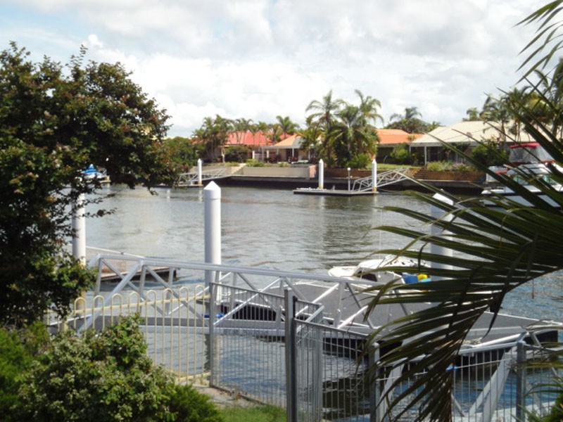 1/4 Tradewinds Drive, Banksia Beach QLD 4507