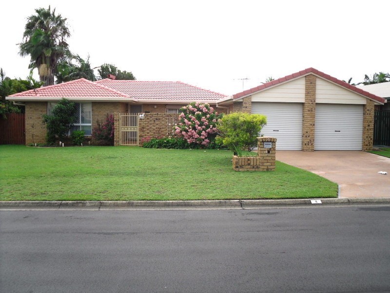 4 Village Avenue, Bongaree QLD 4507