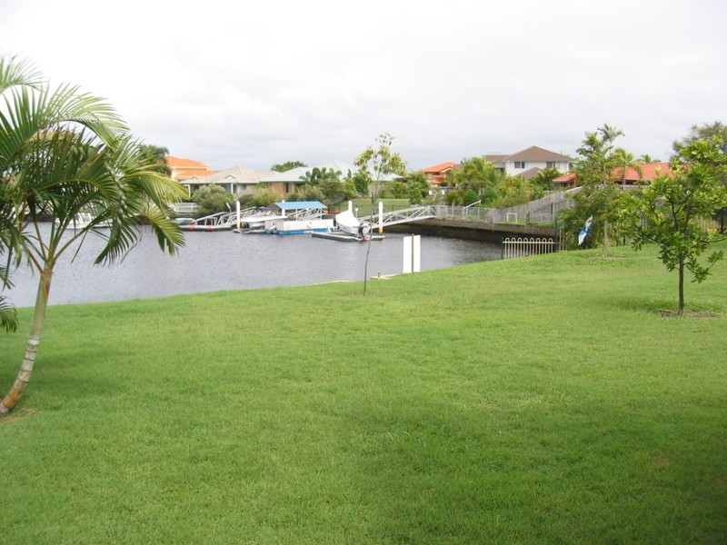 53 Headsail Drive, Banksia Beach QLD 4507