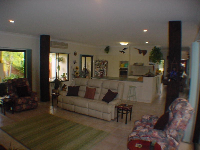 1 Swordfish Place, Banksia Beach QLD 4507