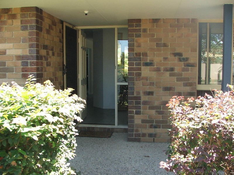 30  Mackeral Street, Sandstone Point QLD 4511