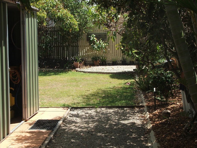 30  Mackeral Street, Sandstone Point QLD 4511
